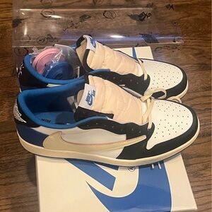 Nike Air Men's Black and Cream Sneakers